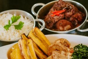 Leia mais sobre o artigo Roteiro gastronômico: Gastronomia como uma Experiência Cultural